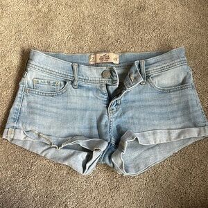 Hollister Jean shorts